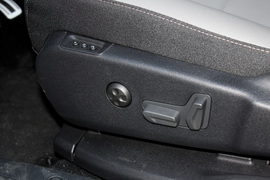 2023款雪铁龙天逸C5