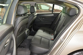 2014款宝马520i典雅型