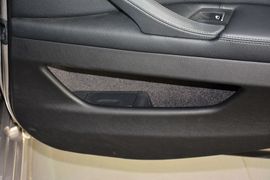 2014款宝马520i典雅型