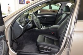 2014款宝马520i典雅型