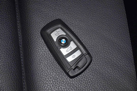 2014款宝马520i典雅型