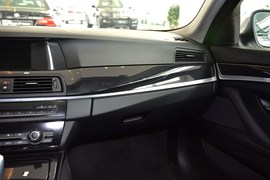 2014款宝马520i典雅型