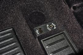 2014款宝马520i典雅型