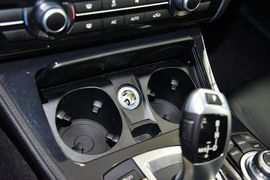 2014款宝马520i典雅型