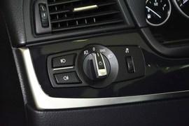 2014款宝马520i典雅型