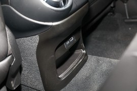 2023款阿尔法·罗密欧Stelvio斯坦维