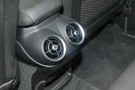 2023款阿尔法·罗密欧Stelvio斯坦维