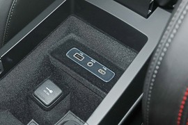 2023款阿尔法·罗密欧Stelvio斯坦维