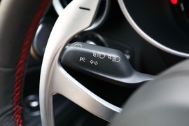 2023款阿尔法·罗密欧Stelvio斯坦维