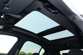 2023款阿尔法·罗密欧Stelvio斯坦维