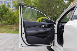 2023款广汽传祺影豹