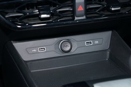 2023款上汽名爵5