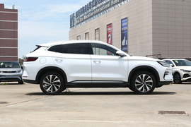 2023款比亚迪宋PLUS新能源