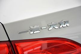 2014款大众速腾1.6L手动时尚型