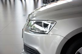 2014款大众速腾1.6L手动时尚型