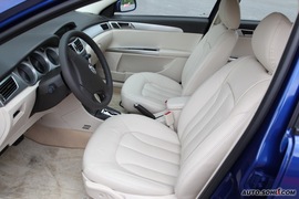 2009款东风风神S30试驾