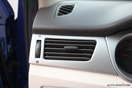 2009款东风风神S30试驾