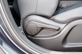 2023款奇瑞艾瑞泽5