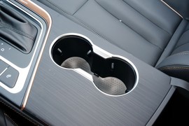 2023款奇瑞艾瑞泽5