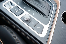 2023款奇瑞艾瑞泽5