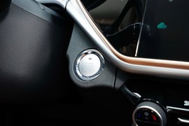 2023款奇瑞艾瑞泽5