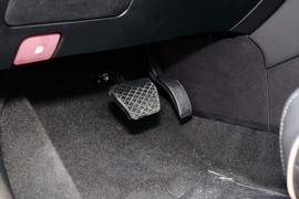 2023款奇瑞艾瑞泽5