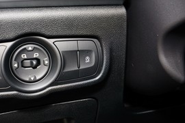 2023款奇瑞艾瑞泽5