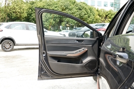 2023款奇瑞艾瑞泽5