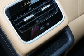 2024款奇瑞瑞虎8