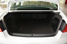 2013款大众迈腾1.8TSI