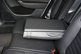 2013款大众迈腾1.8TSI