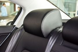 2013款大众迈腾1.8TSI