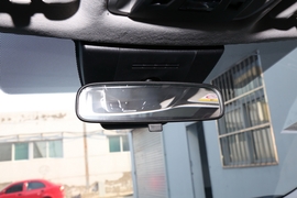 2023款丰田卡罗拉锐放