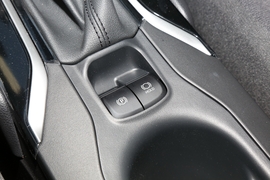 2023款丰田卡罗拉锐放