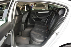 2013款大众迈腾1.8TSI