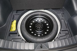 2023款丰田卡罗拉锐放