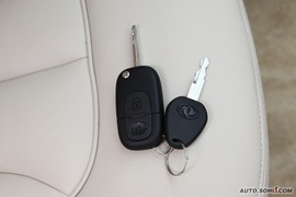 2009款东风风神S30试驾