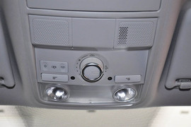 2013款大众迈腾1.8TSI