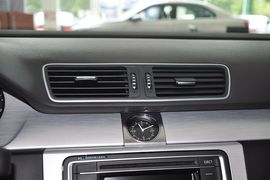 2013款大众迈腾1.8TSI
