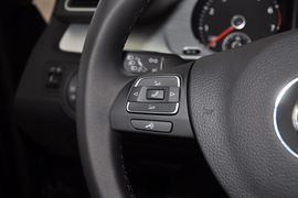 2013款大众迈腾1.8TSI