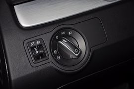 2013款大众迈腾1.8TSI