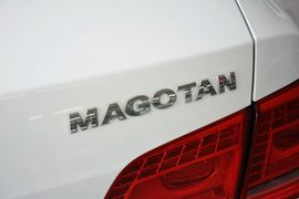 2013款大众迈腾1.8TSI