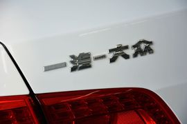 2013款大众迈腾1.8TSI