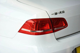 2013款大众迈腾1.8TSI