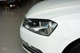 2013款大众迈腾1.8TSI