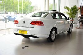 2013款大众迈腾1.8TSI