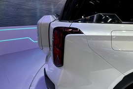 传祺ES9旅行者PHEV