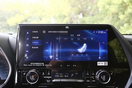 2023款丰田皇冠陆放