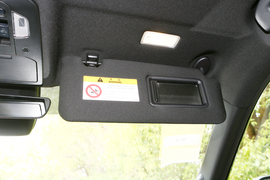 2023款丰田皇冠陆放