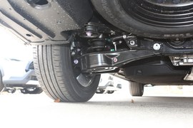 2023款丰田皇冠陆放